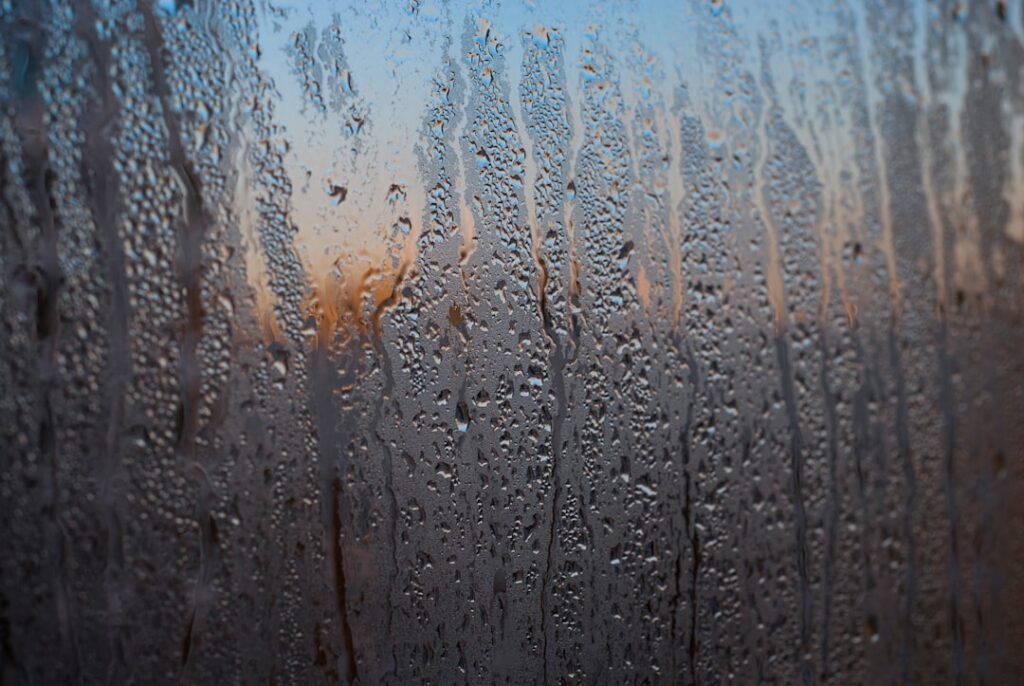 condensation fenêtre matin
