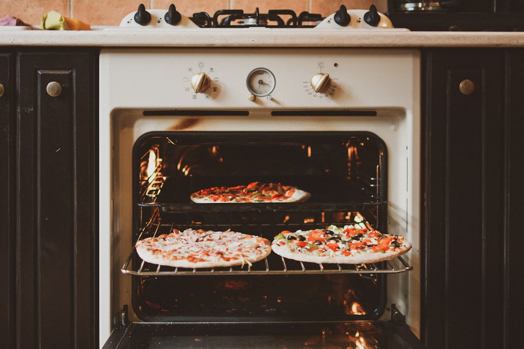 oven glass door cleaning